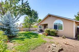 537 SW Wagner Meadows Dr, Grants Pass, OR 97526 - Photo 29