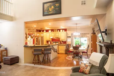 347 Peckerwood Lane, Grants Pass, OR 97527 - Photo 9