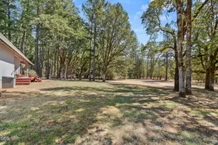 2749 Jumpoff Joe Creek Rd, Grants Pass, OR 97526 - Photo 29