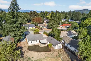 1409 Florence Ln, Grants Pass, OR 97527 - Photo 37