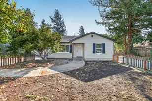 1409 Florence Ln, Grants Pass, OR 97527 - Photo 3