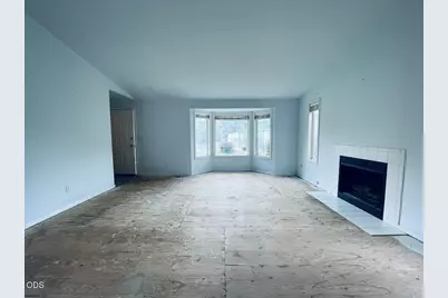 2026 NE Hall Circle, Bend, OR 97701 - Photo 5