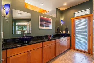 7012 Pineridge Dr, Medford, OR 97504 - Photo 35