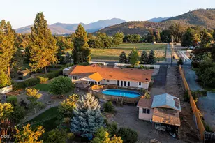 1850 Camp Baker Rd, Medford, OR 97501 - Photo 1