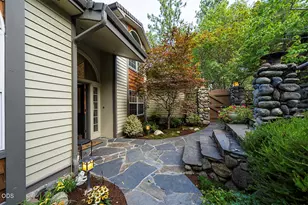 1071 Wildwood Way, Ashland, OR 97520 - Photo 5