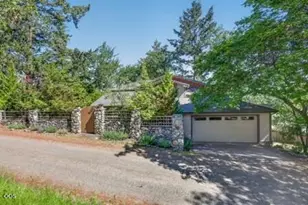 1071 Wildwood Way, Ashland, OR 97520 - Photo 53