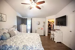 1058 Hemlock Ln, Grants Pass, OR 97527 - Photo 11