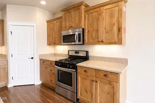 3707 Birddog Dr, Klamath Falls, OR 97603 - Photo 13