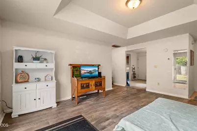 447 Mace Road, Medford, OR 97501 - Photo 7