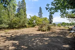 3184 Old Stage Rd, Central Point, OR 97502 - Photo 57