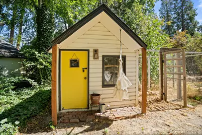 3184 Old Stage Road, Central Point, OR 97502 - Photo 45