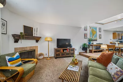 1050 NE Butler Market Road #APT 37, Bend, OR 97701 - Photo 3