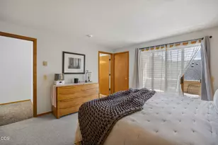 1050 NE Butler Market Rd, Bend, OR 97701 - Photo 19
