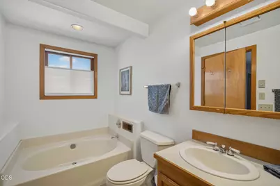 1050 NE Butler Market Road #APT 37, Bend, OR 97701 - Photo 29