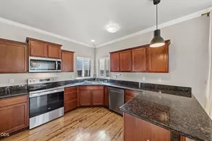 1630 Summer Pl, Talent, OR 97540 - Photo 17
