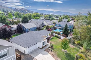 1630 Summer Pl, Talent, OR 97540 - Photo 57