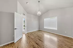 1630 Summer Pl, Talent, OR 97540 - Photo 37