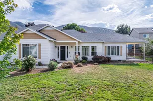 1630 Summer Pl, Talent, OR 97540 - Photo 53