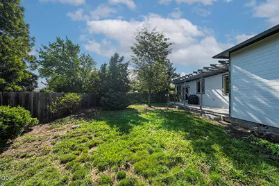 1513 Lithia Way, Talent, OR 97540 - Photo 33