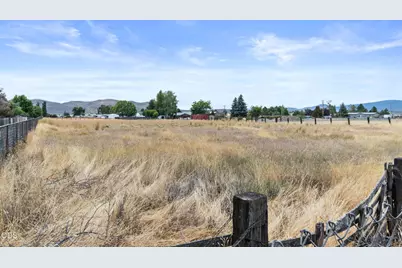 2717 Old Midland Road, Klamath Falls, OR 97603 - Photo 53