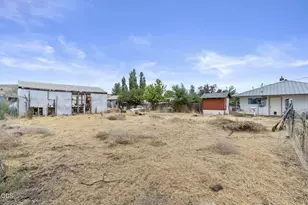 2717 Old Midland Rd, Klamath Falls, OR 97603 - Photo 45