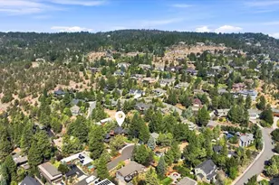 2261 NW 7th St, Bend, OR 97703 - Photo 93