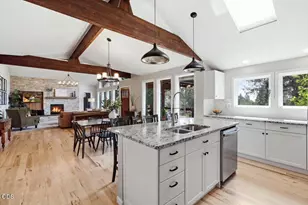2261 NW 7th St, Bend, OR 97703 - Photo 17