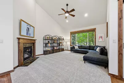 60826 Whitney Place, Bend, OR 97702 - Photo 17