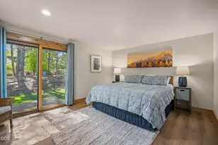 57367 Lake Aspen Ln, Sunriver, OR 97707 - Photo 15