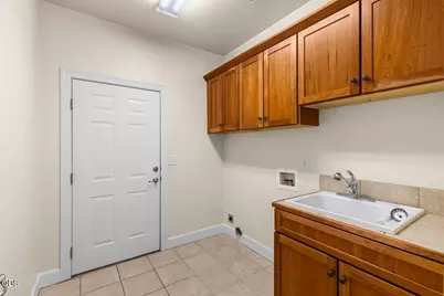 1151 Arrowhead Trail, Eagle Point, OR 97524 - Photo 21