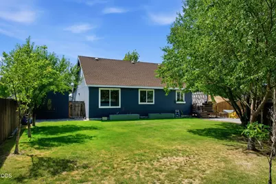 3242 NE Woodbury Court, Bend, OR 97701 - Photo 15