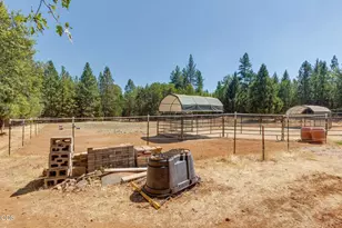 1650 Queens Branch Rd, Rogue River, OR 97537 - Photo 53