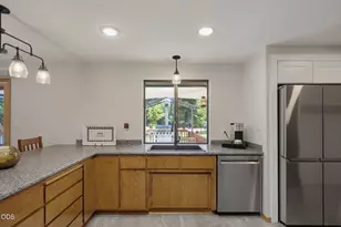 1650 Queens Branch Rd, Rogue River, OR 97537 - Photo 15
