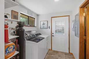 1650 Queens Branch Rd, Rogue River, OR 97537 - Photo 21