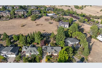 4773 Cloudcrest Drive, Medford, OR 97504 - Photo 39