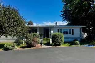 3500 Summers Ln, Klamath Falls, OR 97603 - Photo 3