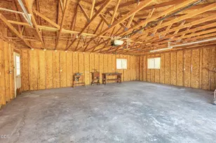 2322 Allen Creek Rd, Grants Pass, OR 97527 - Photo 57