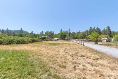 2322 Allen Creek Road, Grants Pass, OR 97527 - Photo 27
