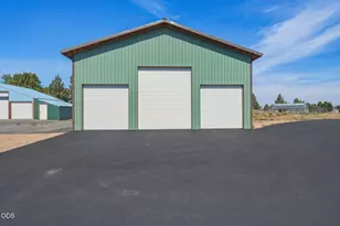 21785 Coyote Dr, Bend, OR 97702 - Photo 25