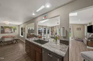 21785 Coyote Dr, Bend, OR 97702 - Photo 11