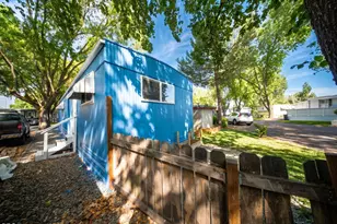 2335 Table Rock Rd, Medford, OR 97501 - Photo 11
