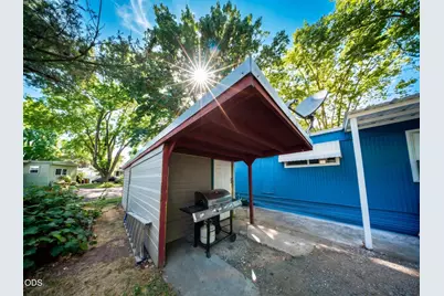 2335 Table Rock Road #SPC 34, Medford, OR 97501 - Photo 13