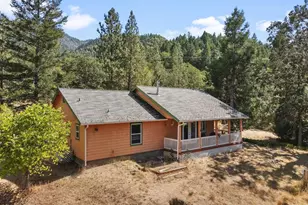 897 Savage Creek Rd, Grants Pass, OR 97527 - Photo 25