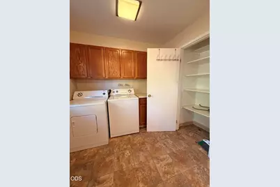 10687 McGuire Avenue, Klamath Falls, OR 97603 - Photo 11
