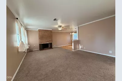 10687 McGuire Avenue, Klamath Falls, OR 97603 - Photo 3