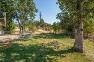 5498 Butte Falls Hwy, Eagle Point, OR 97524 - Photo 23