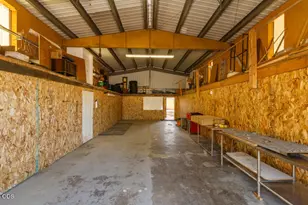 24305 N Hwy 97, Chiloquin, OR 97624 - Photo 59