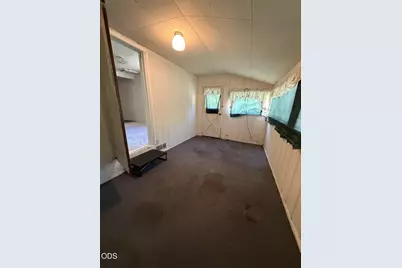 781 N 2nd Avenue, Gold Hill, OR 97525 - Photo 15
