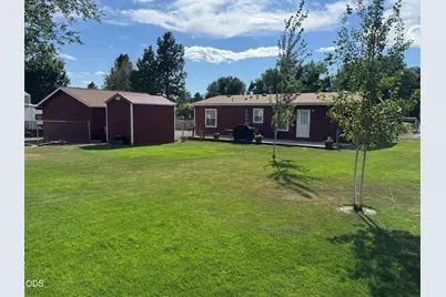 1939 Logan Street, Klamath Falls, OR 97603 - Photo 5