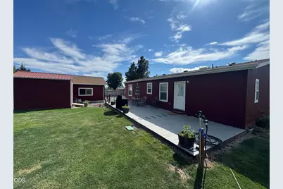 1939 Logan Street, Klamath Falls, OR 97603 - Photo 3